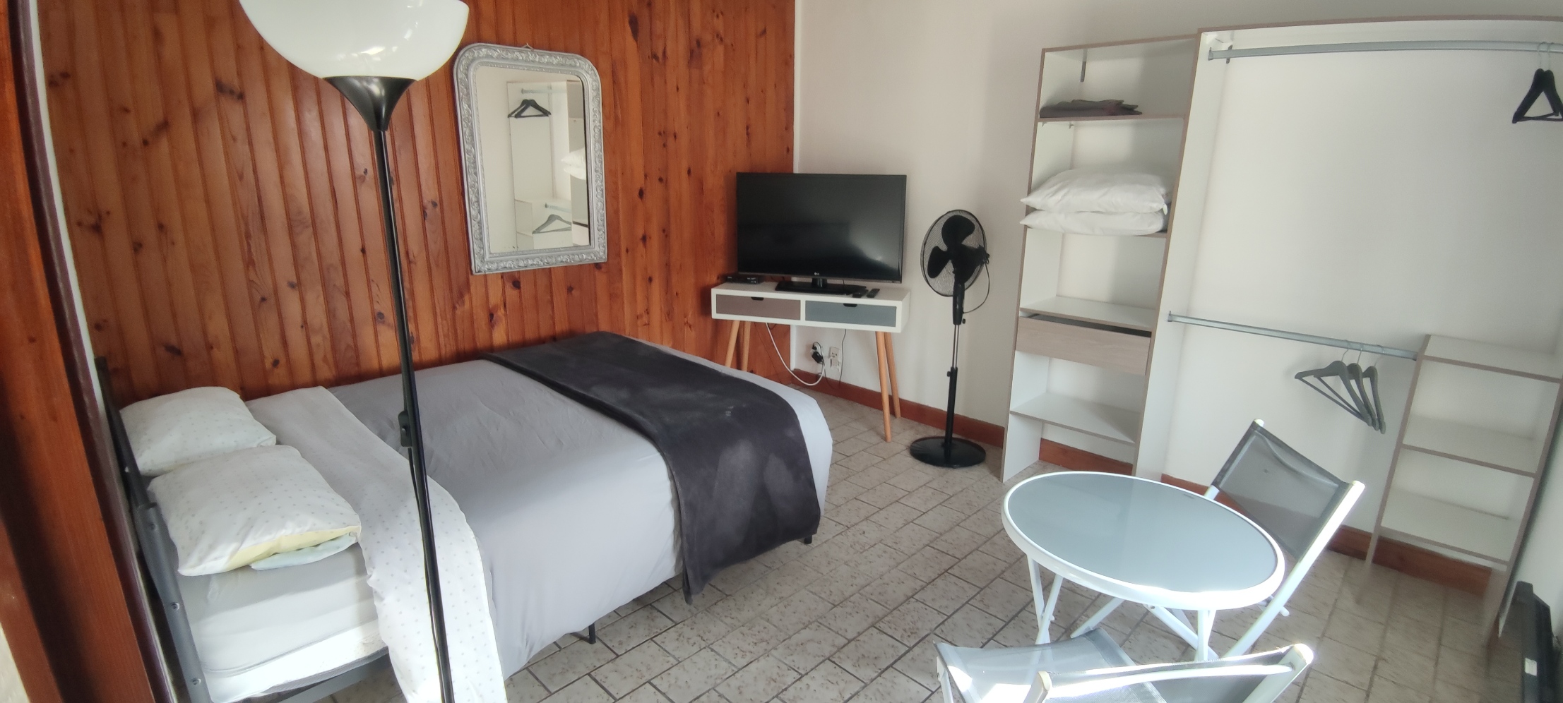 Le Jardin d'Hermione, Mazion