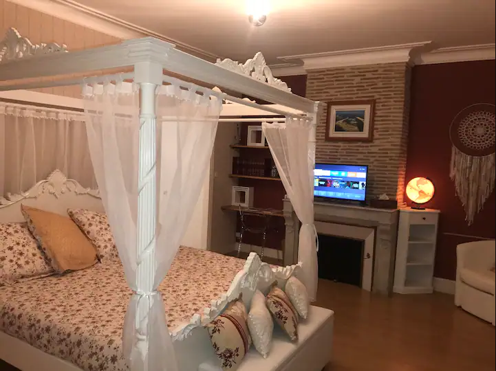 Les Trois Tilleuls Lovo