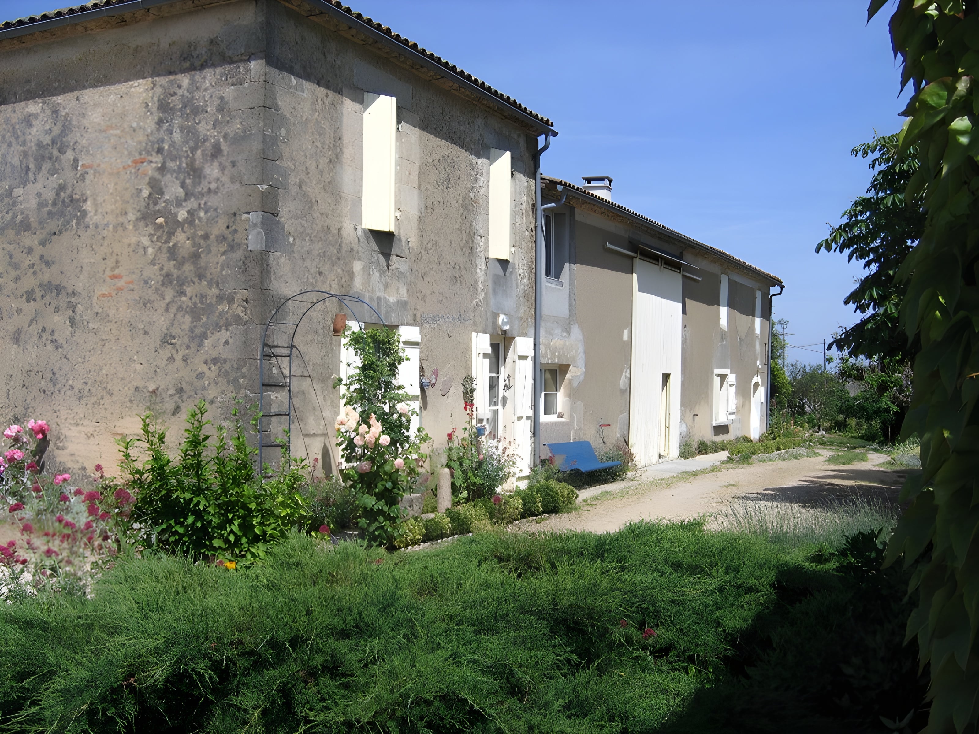 Château Ballan Larquette - photo 2