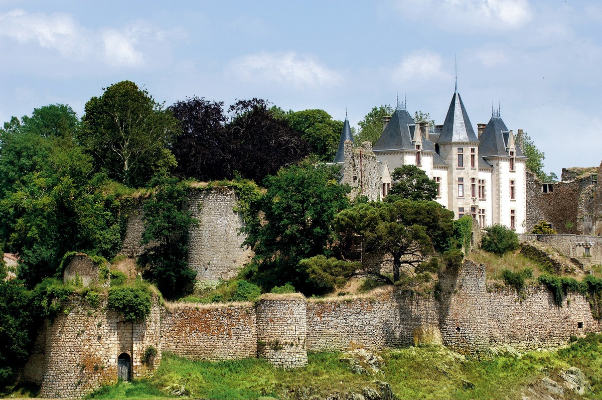 Château De Bressuire, Bressuire - photo 5