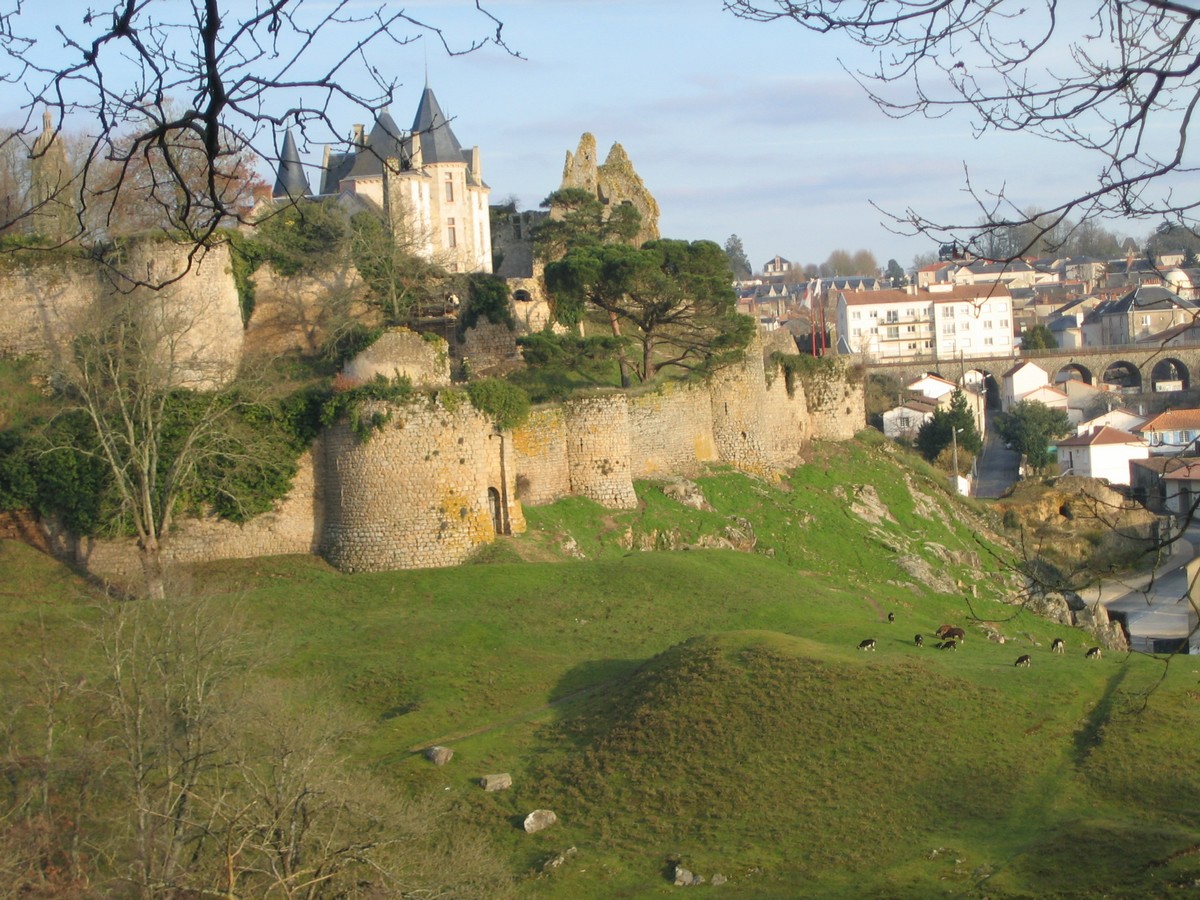 Château De Bressuire, Bressuire