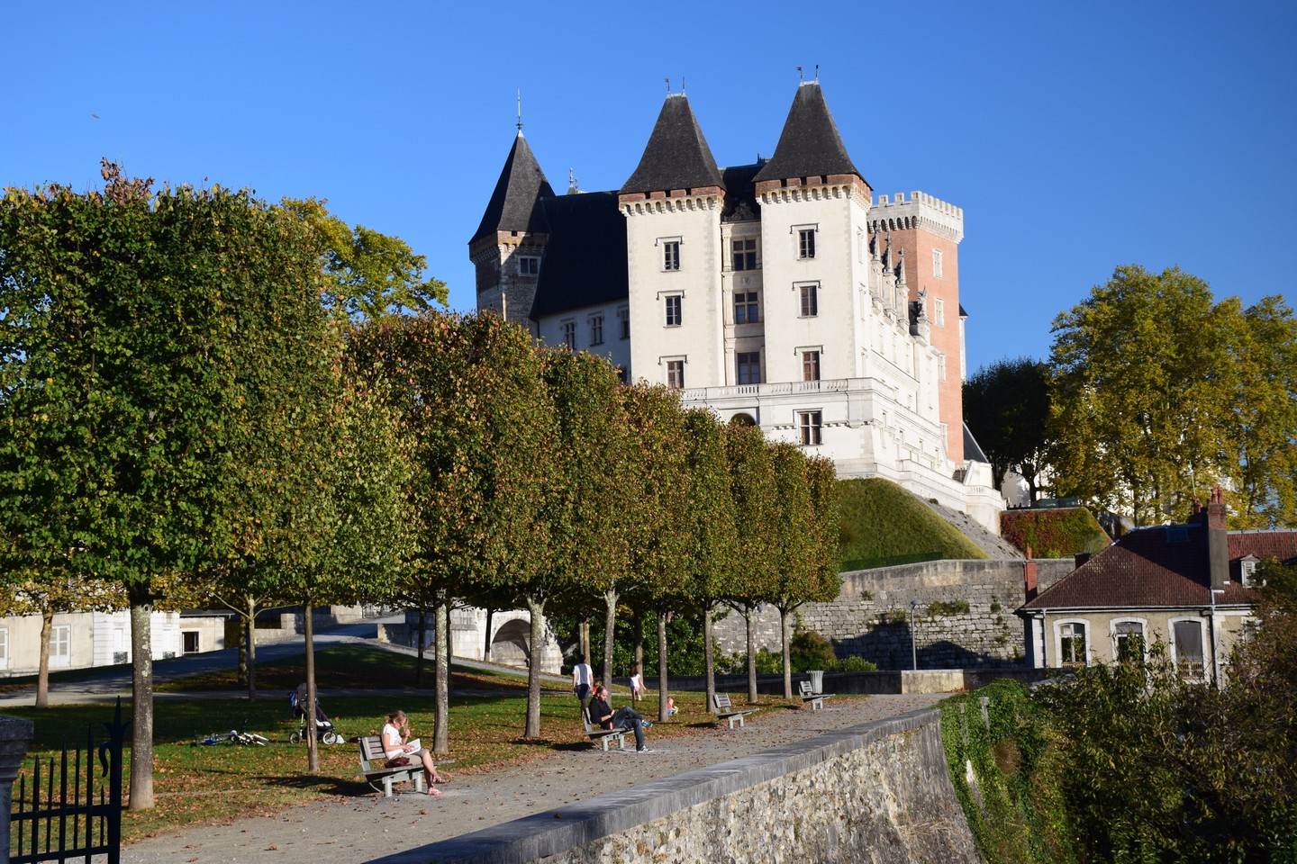 Balade à Roulettes n°9 Le tour du château de Pau à PAU (64) | Itinéraire &  Infos