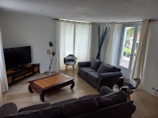 Place du Poitou, Cenon-sur-Vienne - photo 3