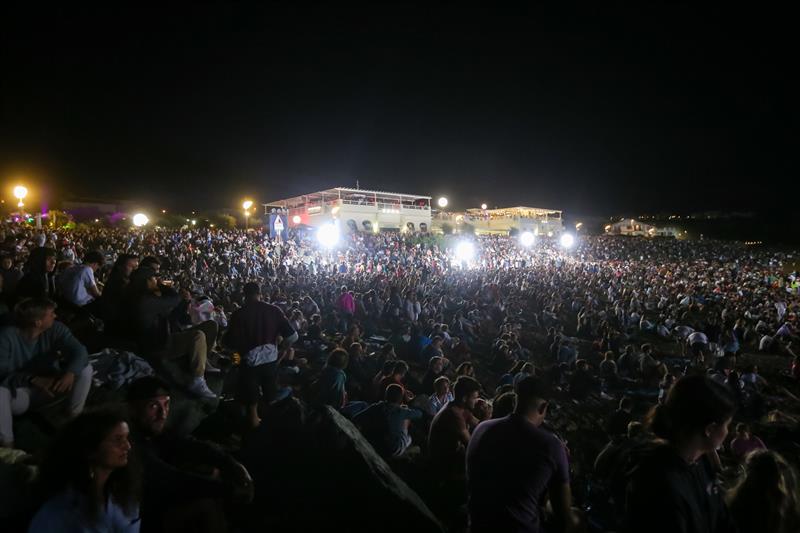 Caraïbos Surf de Nuit Anglet présenté par Rip Curl