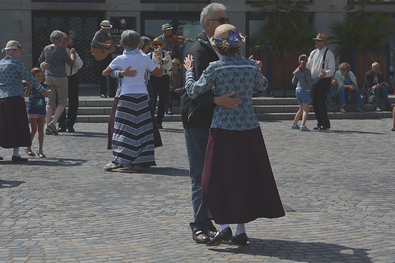 Bal Trad