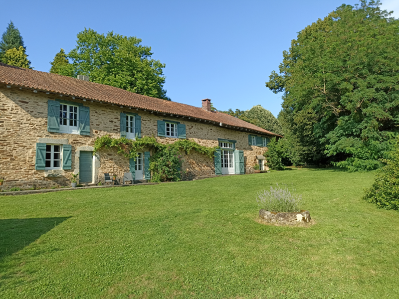 Le bonheur du Périgord, Mialet