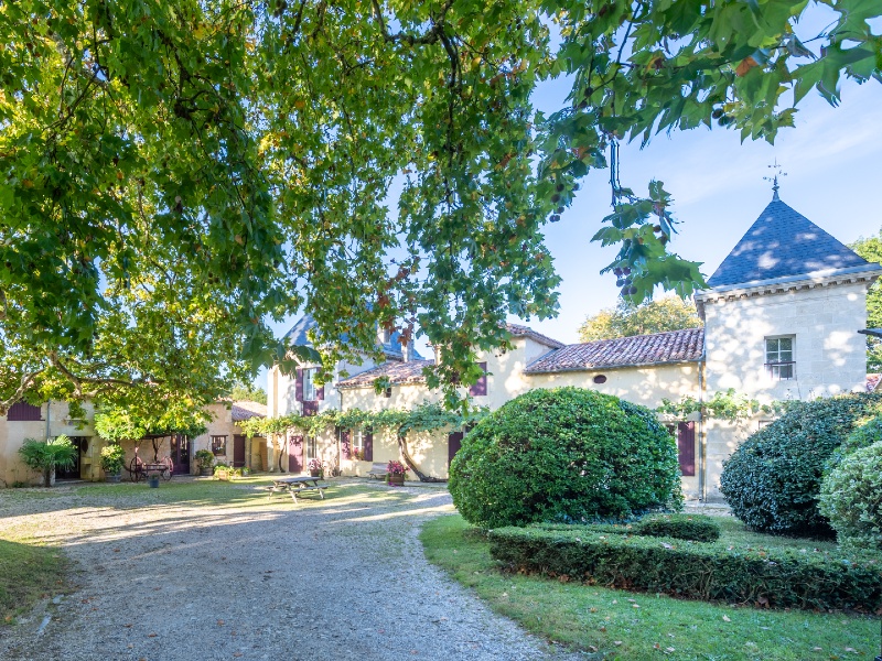 Aire de camping-cars du Domaine de La Grave - photo 2