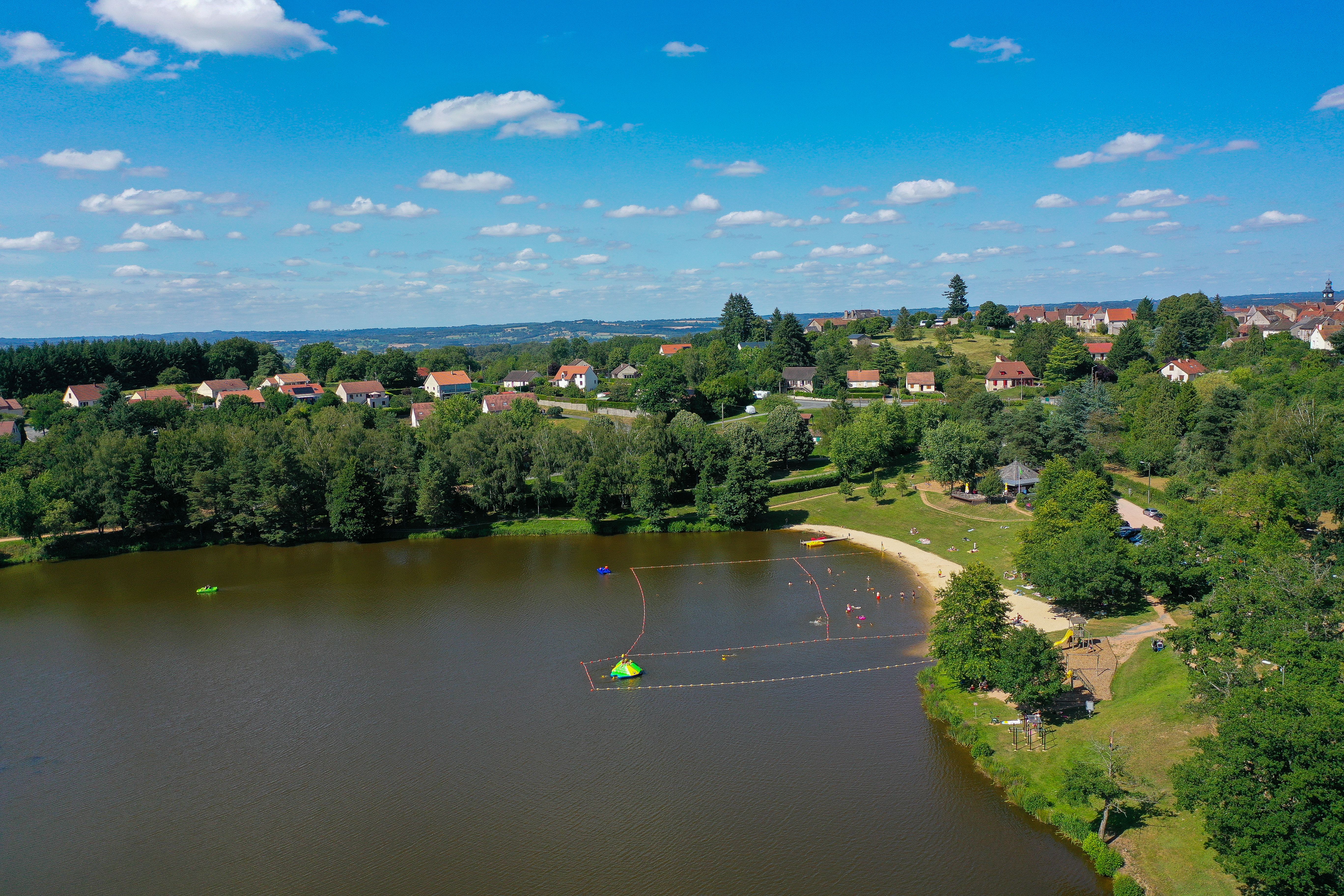 Boucle locale 59 - pour le bonheur des grands et des petits, Châtelus-Malvaleix - photo 2