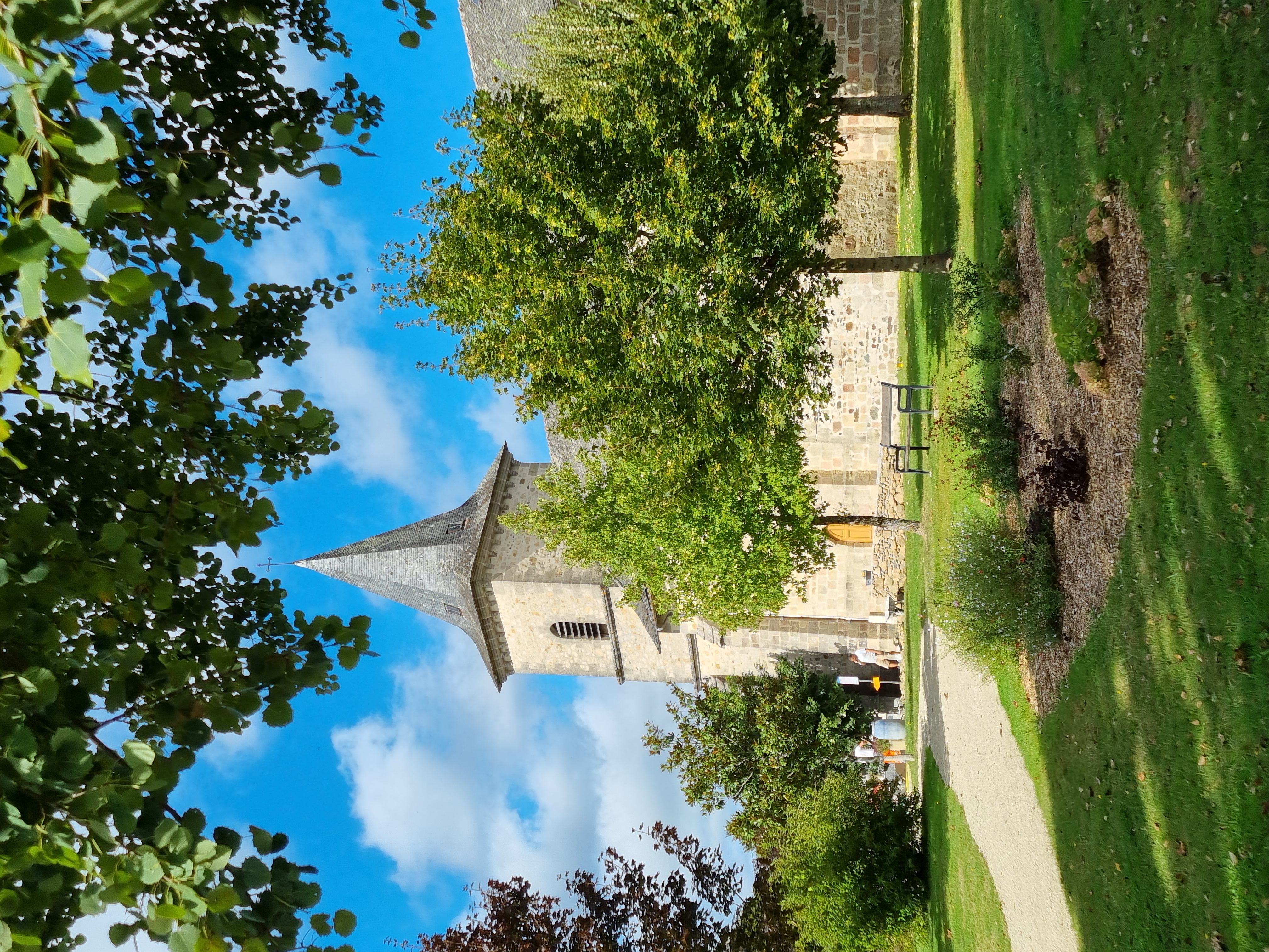 Aire de Pique-Nique parc de l'église