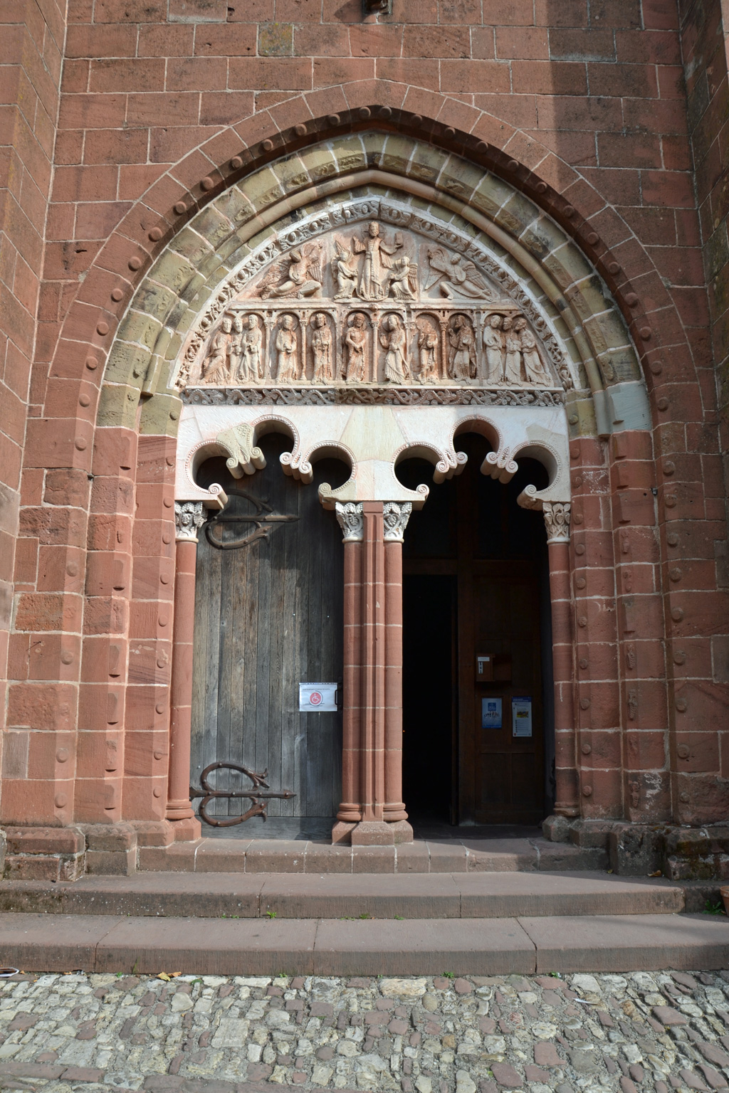 Eglise Saint-Pierre, Collonges-la-Rouge - photo 2