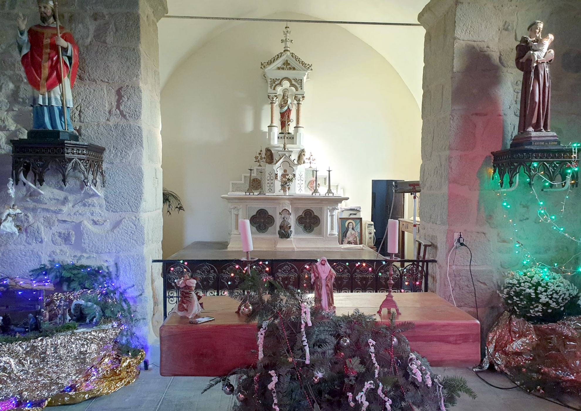 Eglise Saint-Cloud de Pensol, Pensol - photo 3