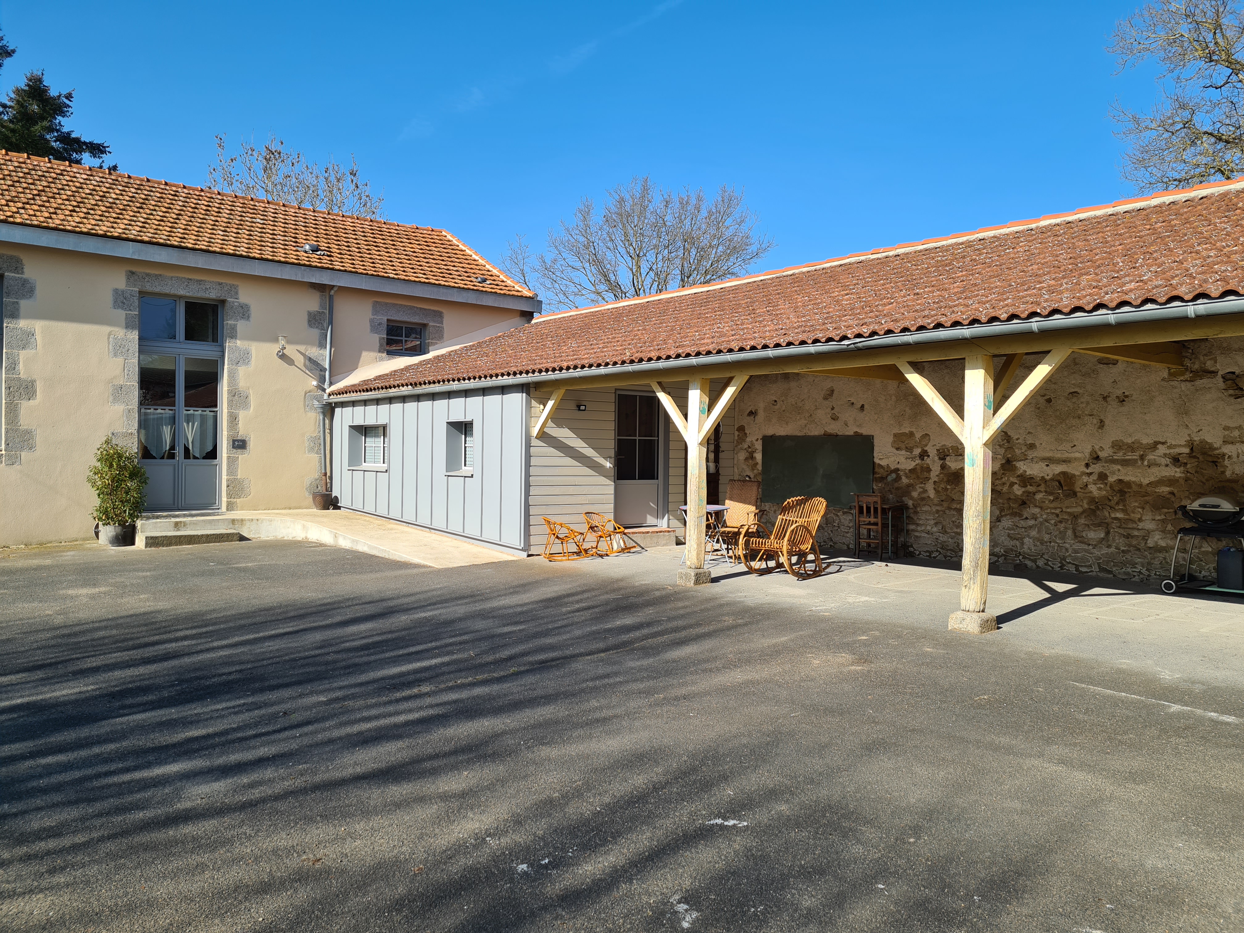 Gîte La Cour aux Tilleuls, Voulmentin - photo 4