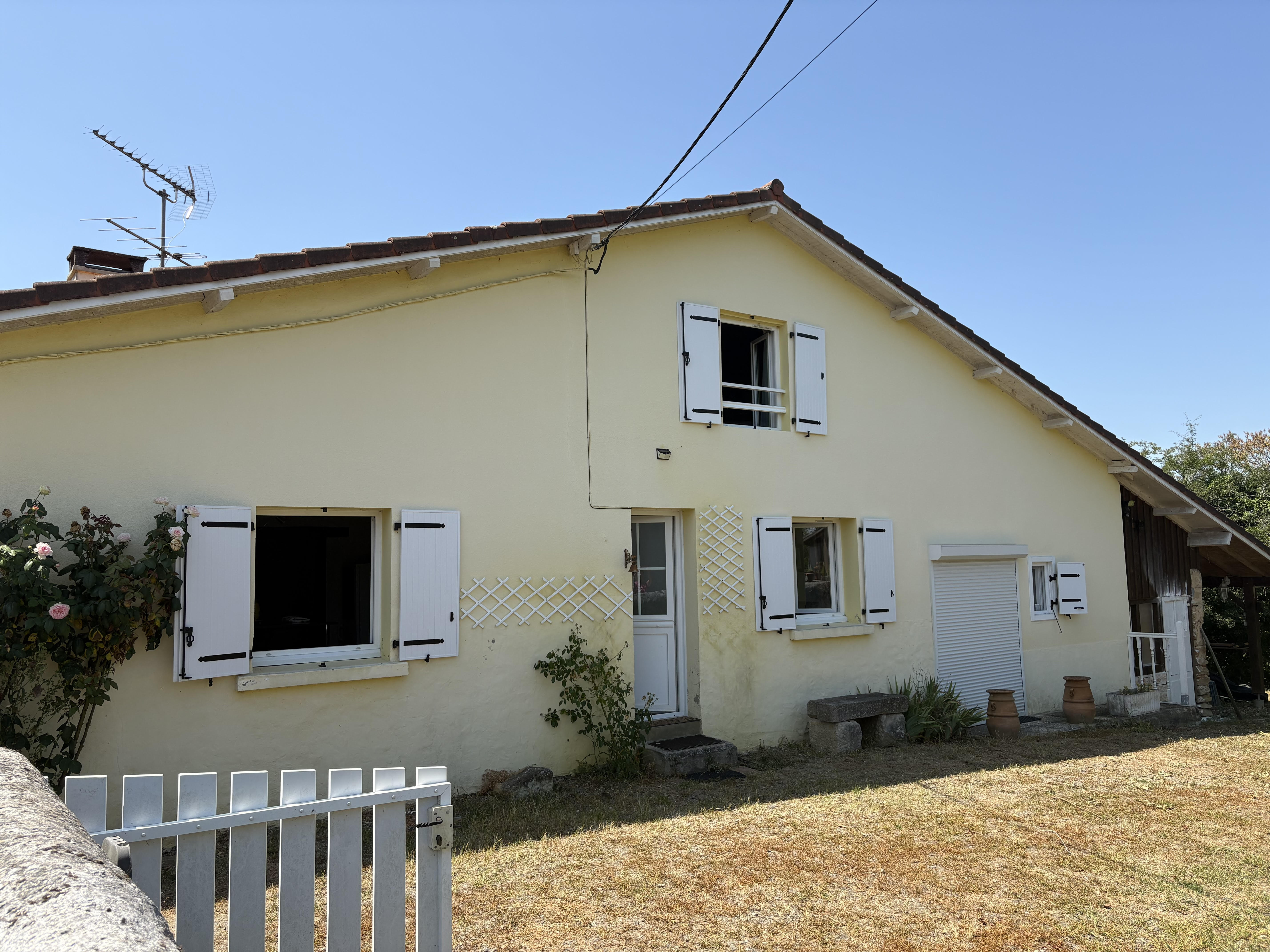 Maison Junca