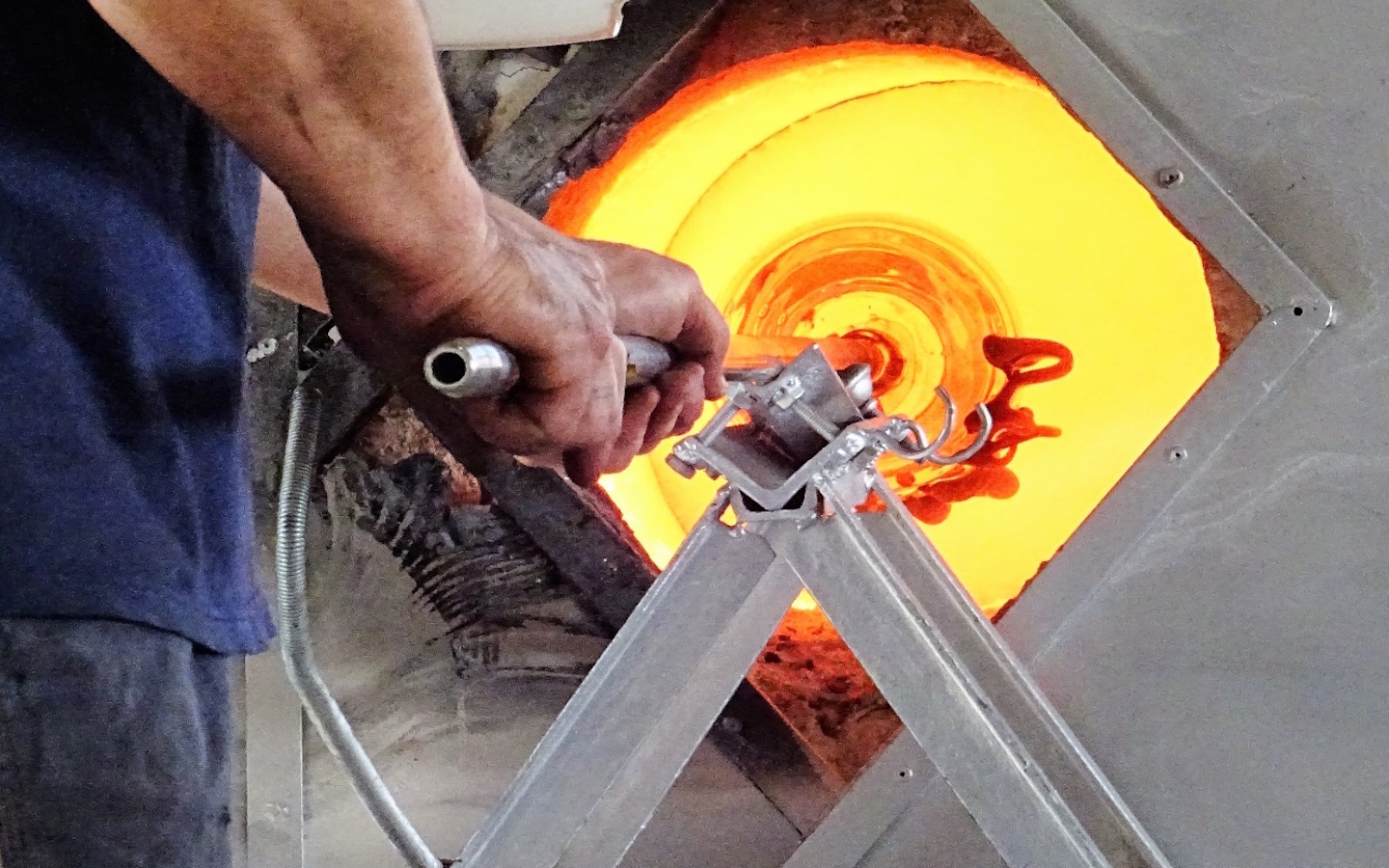 Atelier Fenix - Verriers d'Art - Souffleur de Verre - Fileuse de Verre — photo 2