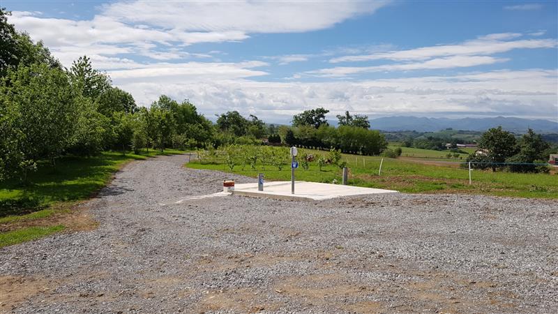 Aire de camping-car de la ferme Mignaburia