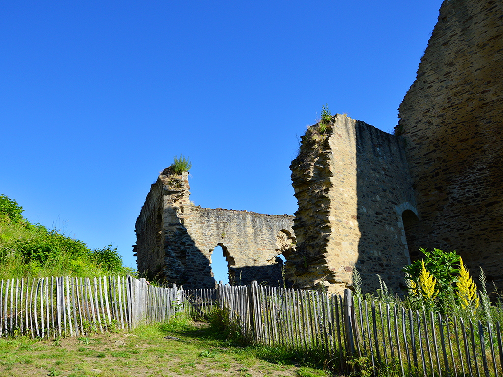 Forteresse de Châlucet, Saint-Jean-Ligoure - photo 5