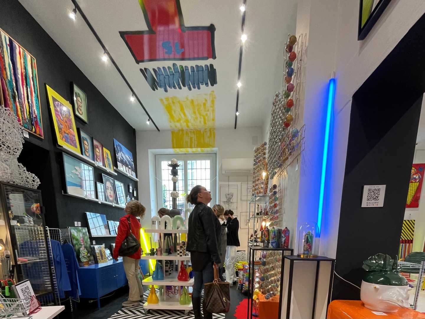 Gallery Quinze