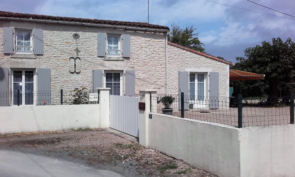 Gîte à Saint-Hilaire-La-Palud (00342)
