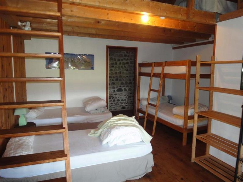 Gîte d'étape de groupe  Biscar