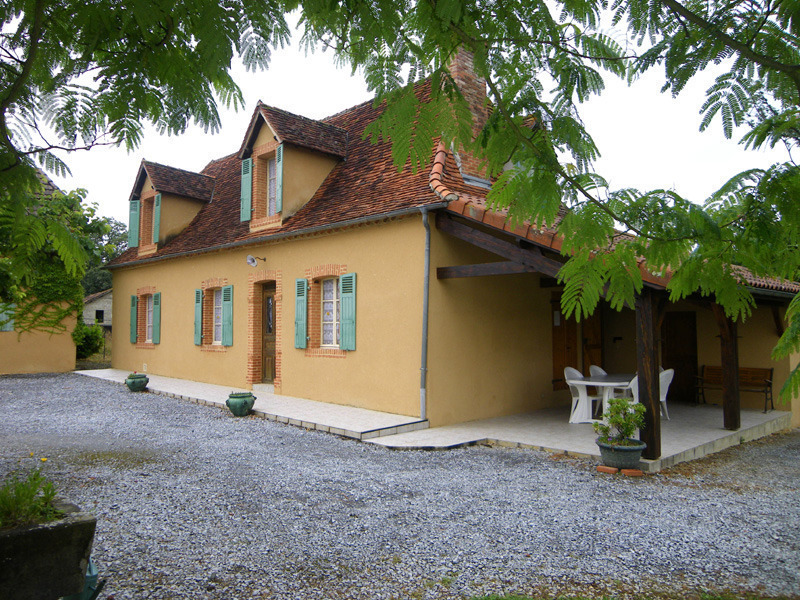 Chez File