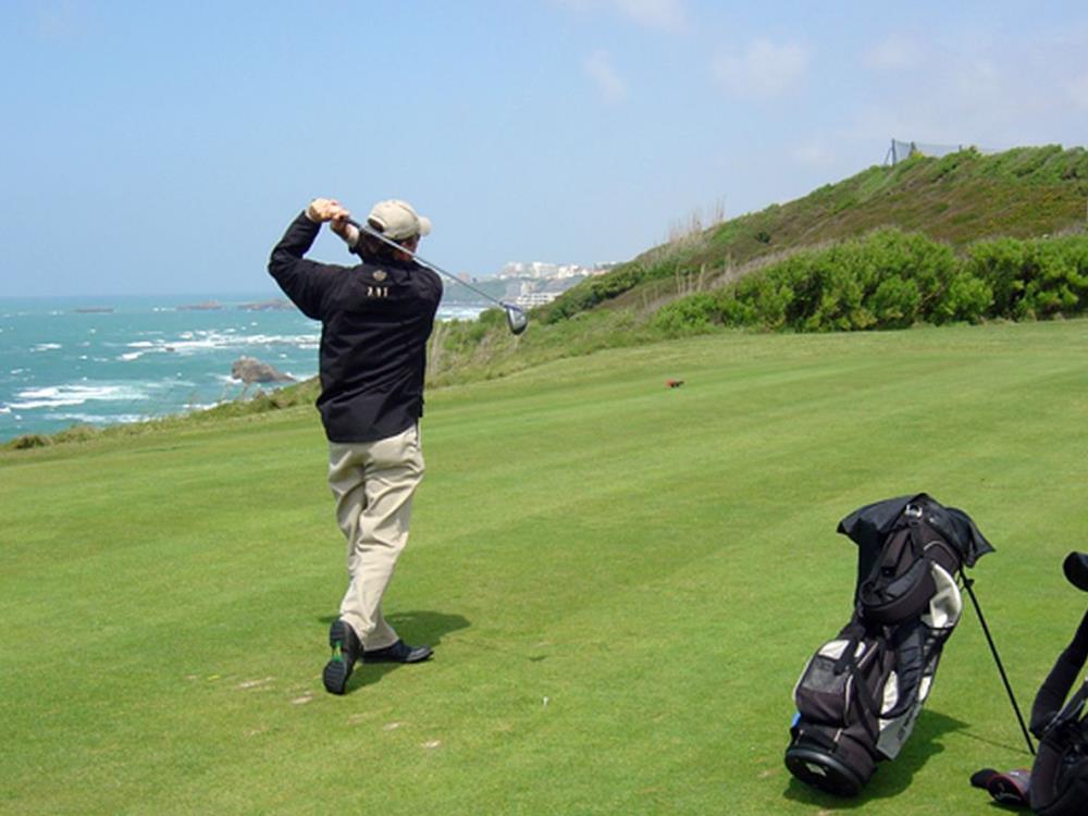 Stages et cours de golf avec Golf Attitude in BIDART