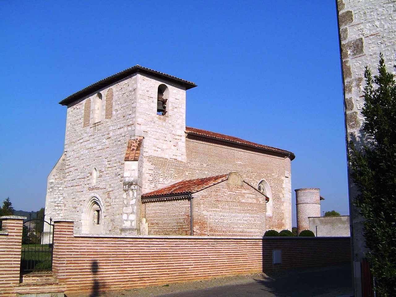 Église Saint-Côme et Saint-Damien