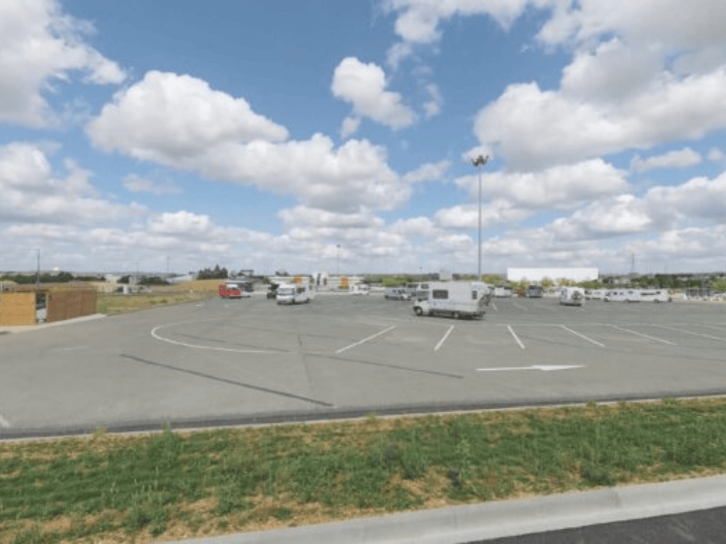 Aire de Stationnement de Camping-Car du Futuroscope