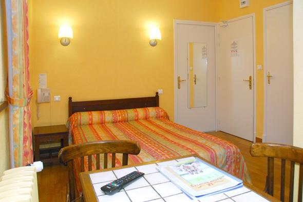 Hôtel Coliwork Le Saint Romain, Dangé-Saint-Romain