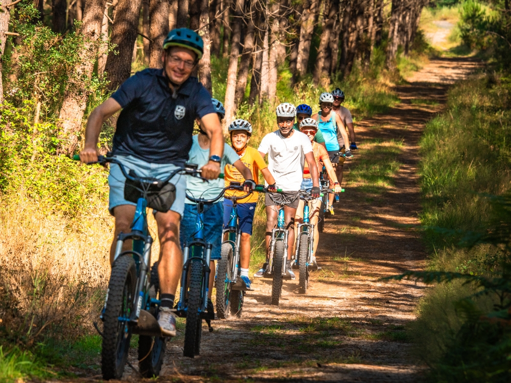 iZi Rider - Balade en trottinette électrique en forêt