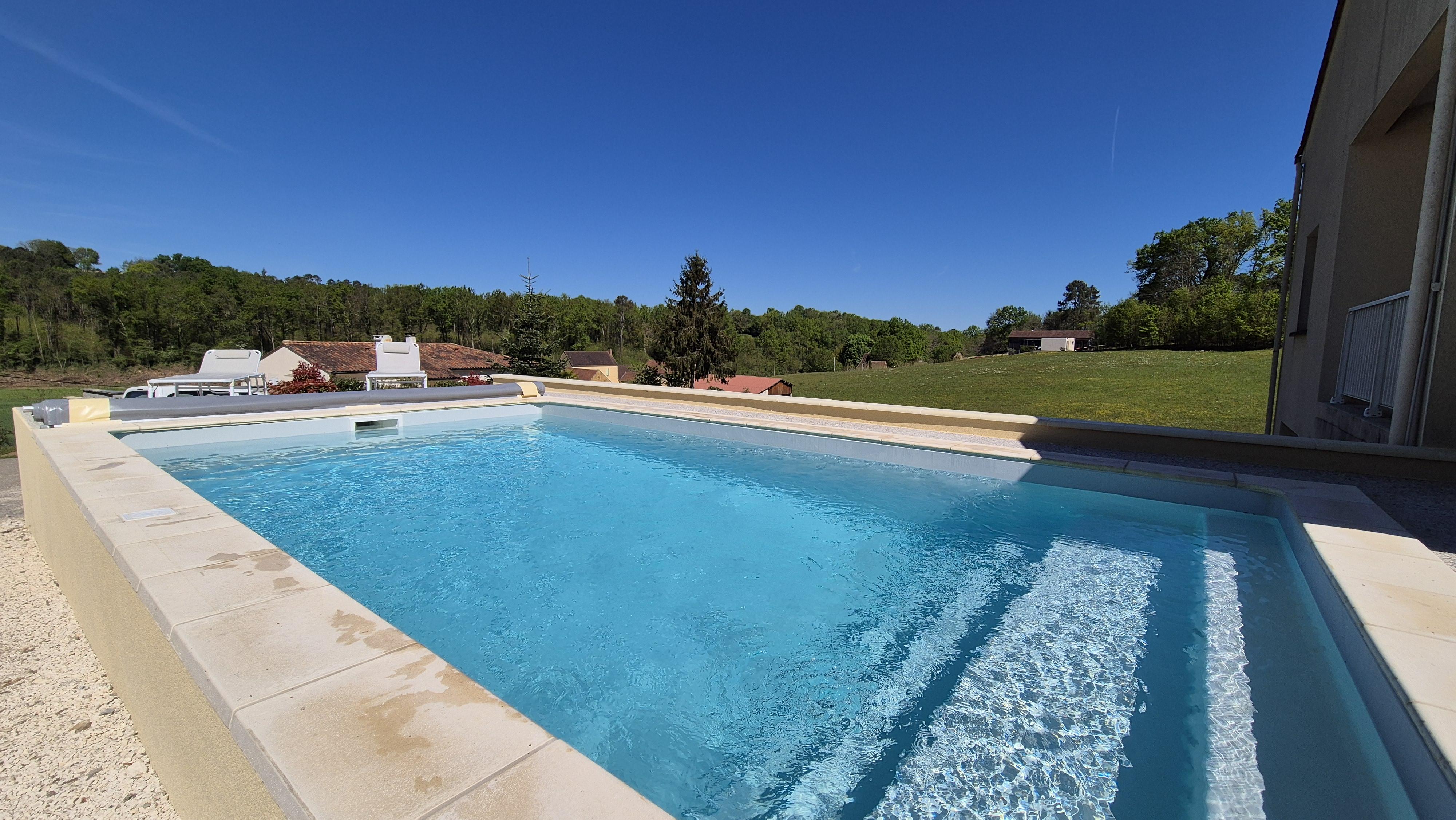 Maison de Verdure climatisée et piscine chauffée