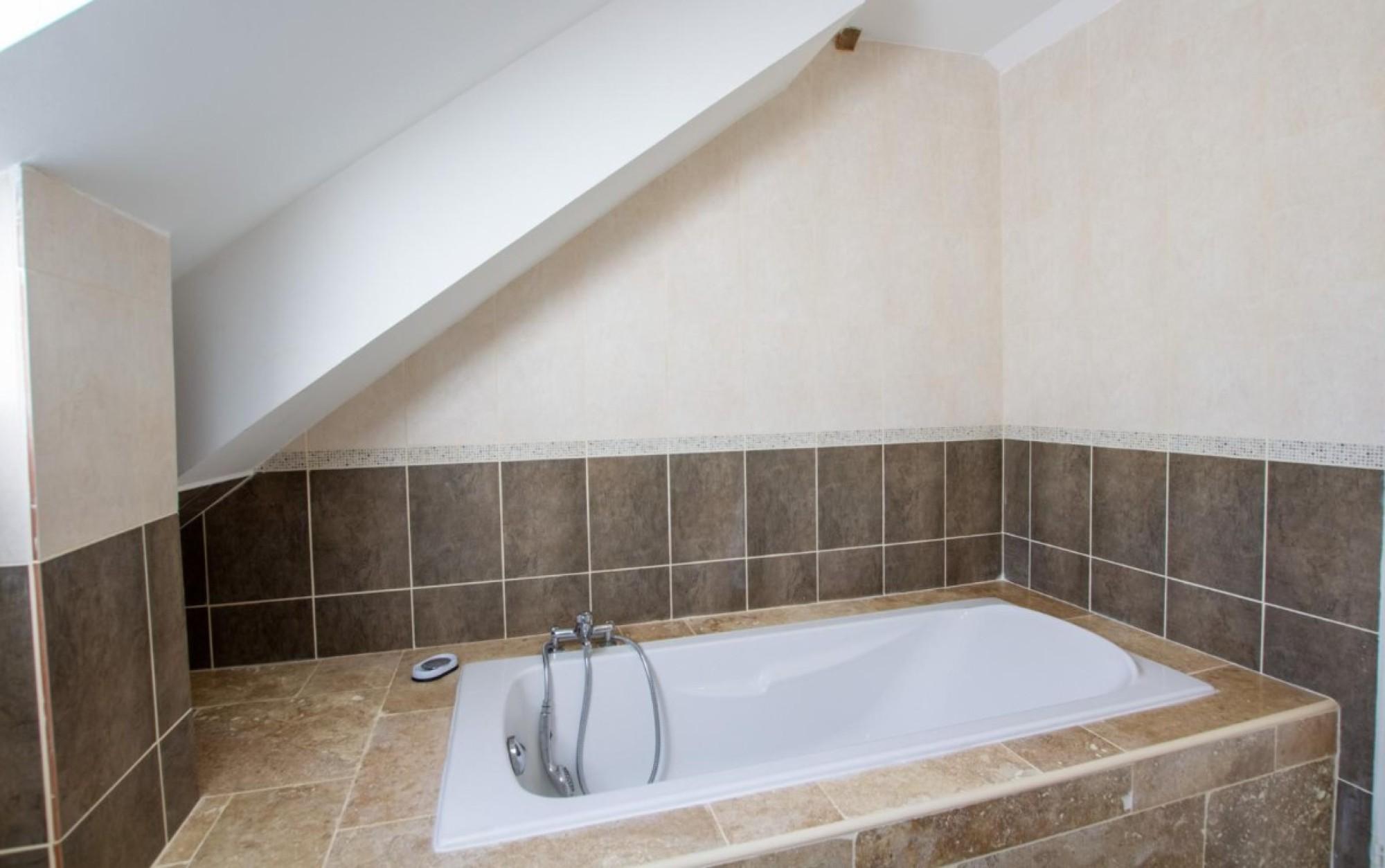 Gîte de charme La Noyeraie piscine chauffée