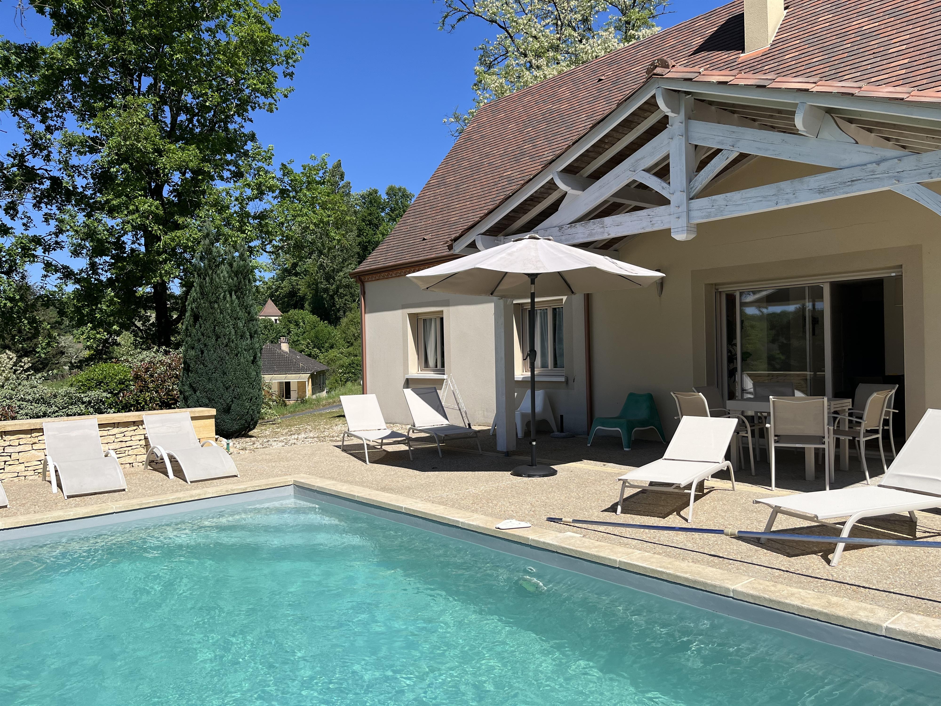 La Maison Odile à Sarlat avec piscine chauffée