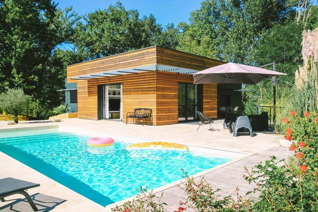 La Villa Bouyssou avec piscine chauffée à Sarlat
