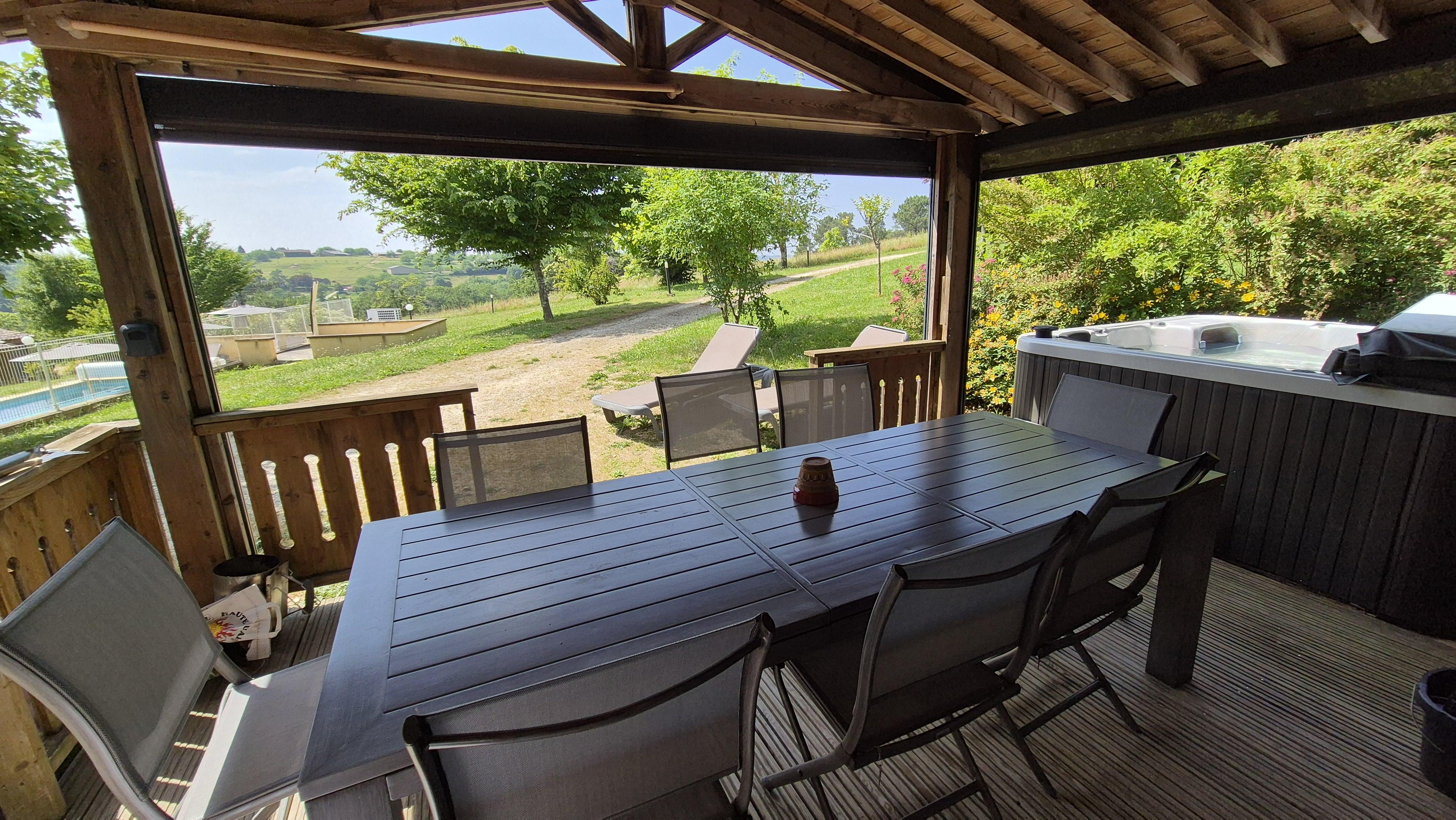 Chalet de charme MARIE Proche de Sarlat