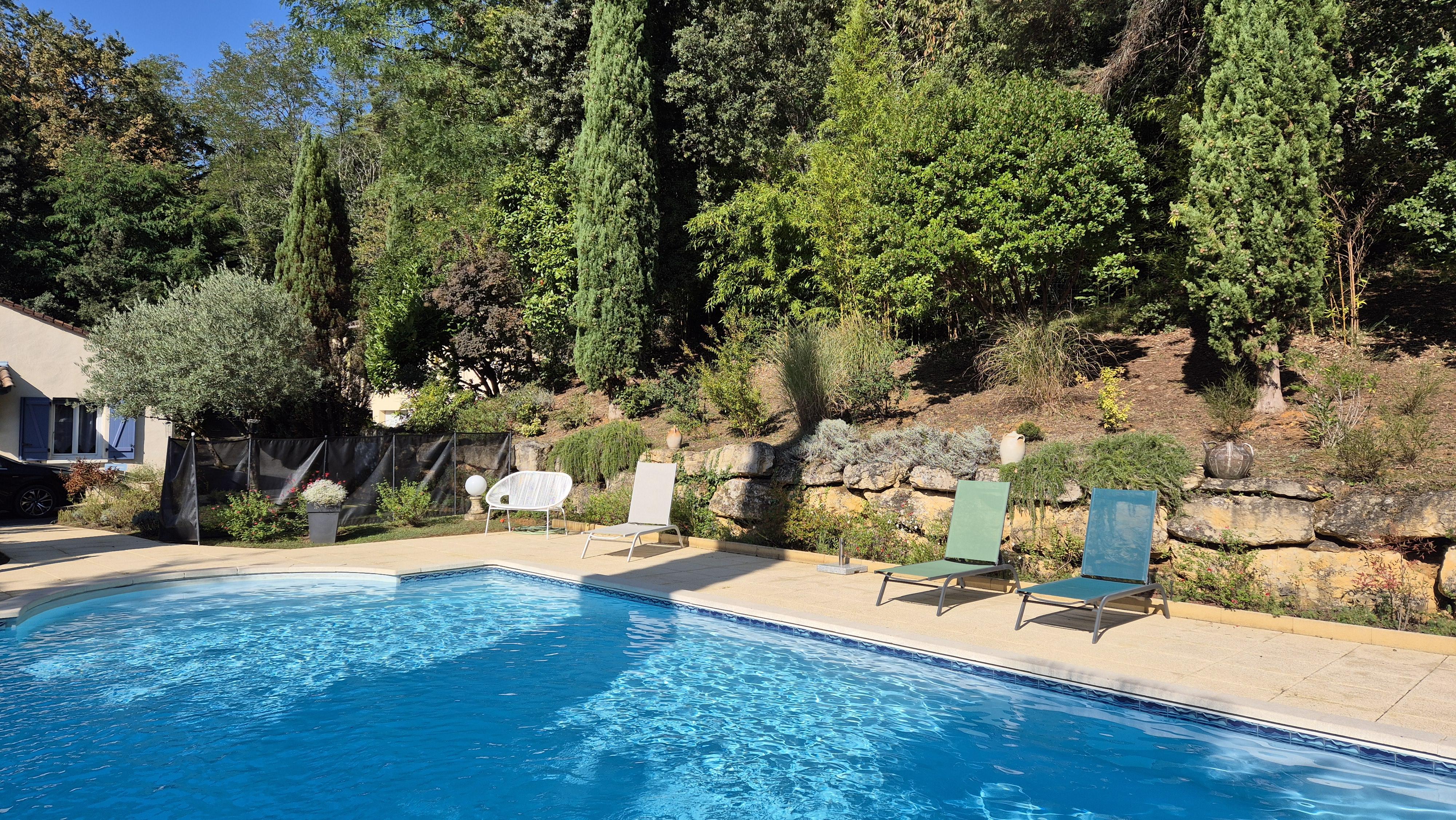 Studio Côté Sud Vert avec piscine à  Sarlat