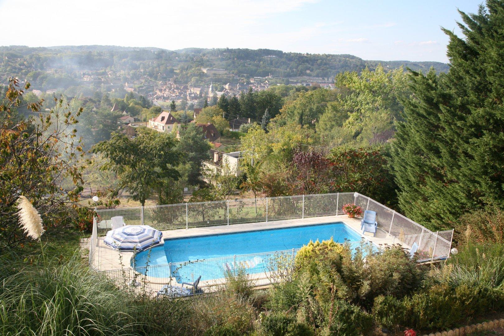 Maison des Cerisiers avec piscine privée à Sarlat