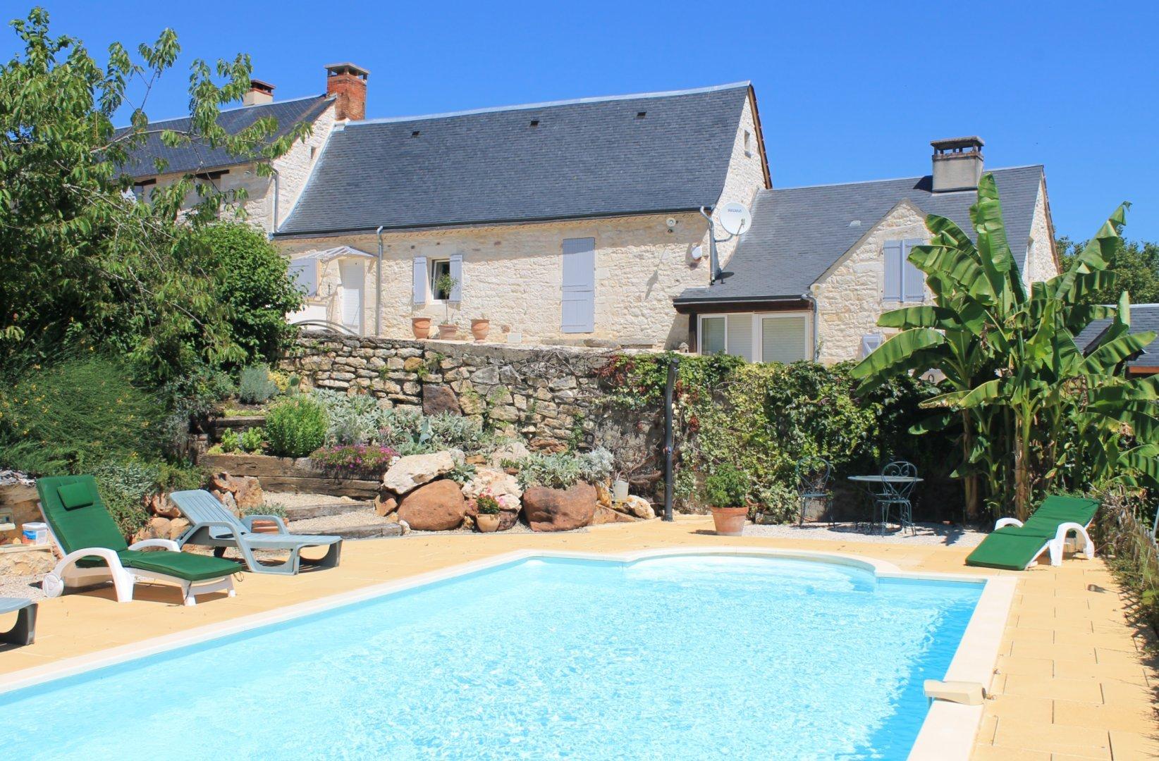 Le Bouscandier avec piscine privée proche Sarlat
