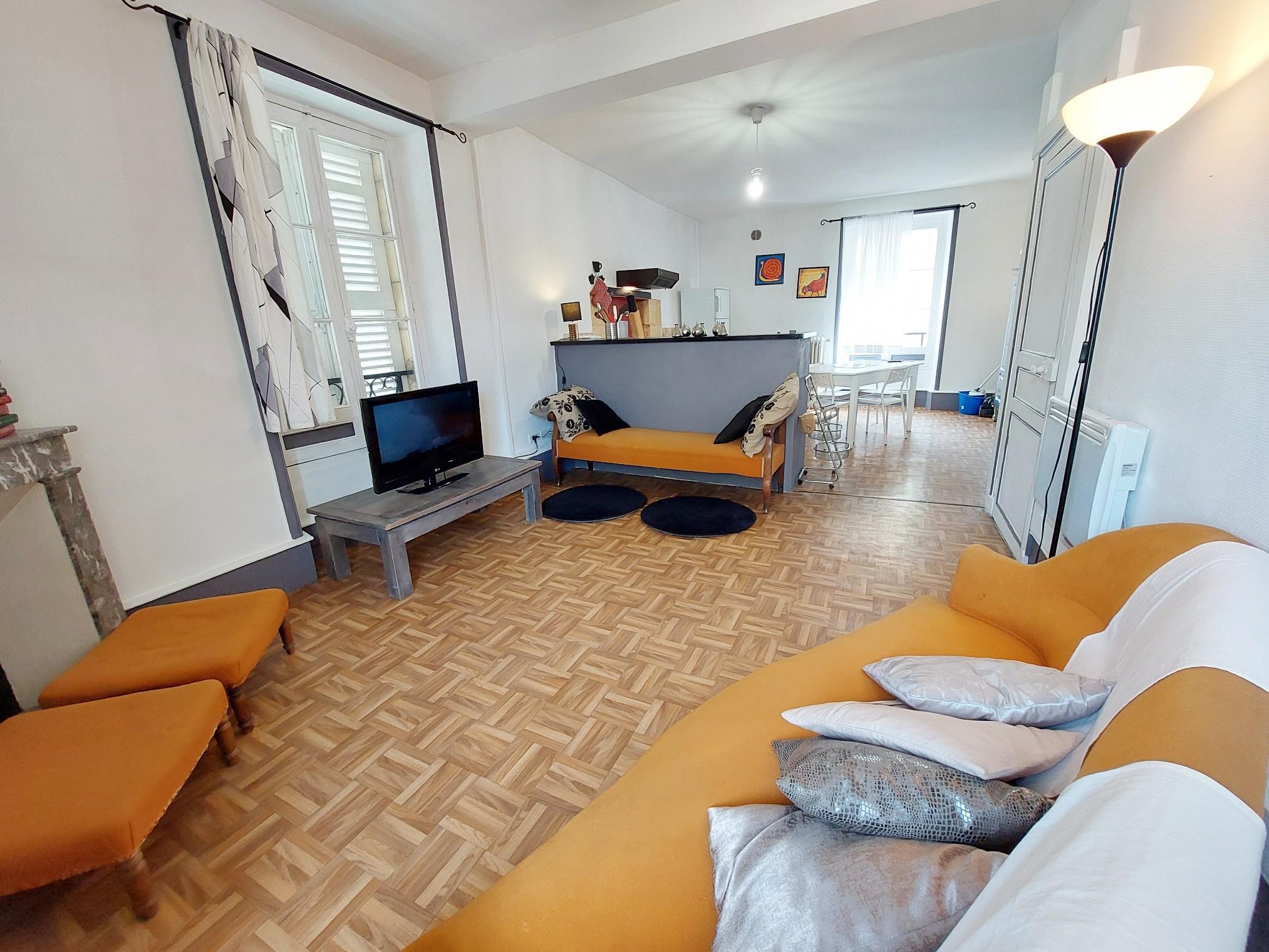 La Boetie à Sarlat avec parking et terrasse