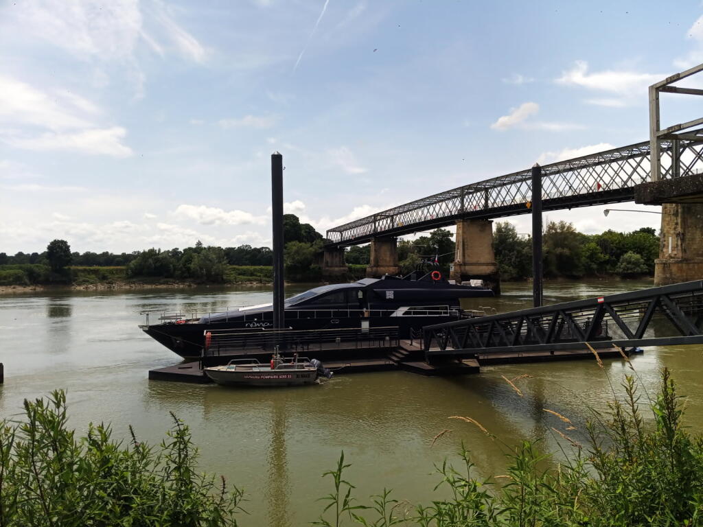 Ponton Eiffel - photo 2