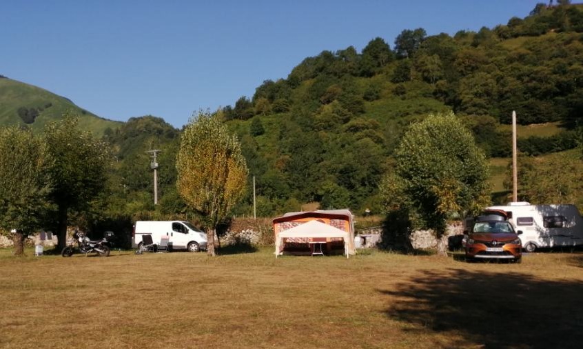 Aire Naturelle de Lées-Athas - photo 2