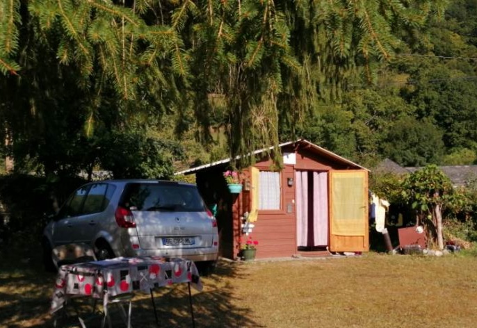 Aire Naturelle de Lées-Athas