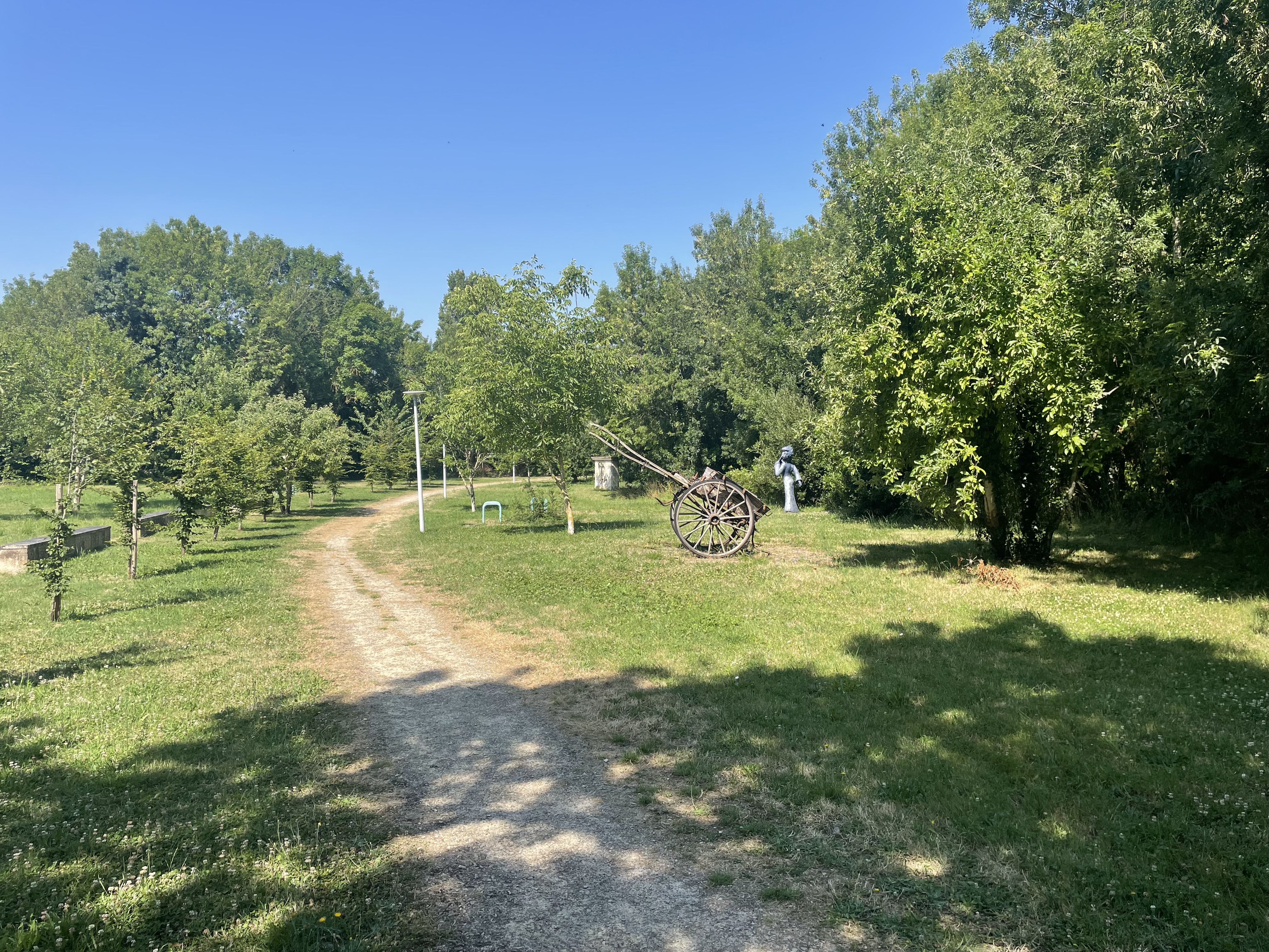 Aire communale du Praineau, Arçais - photo 4