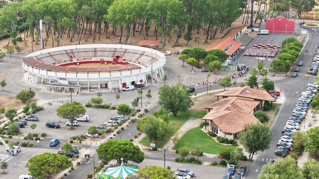 Les arènes