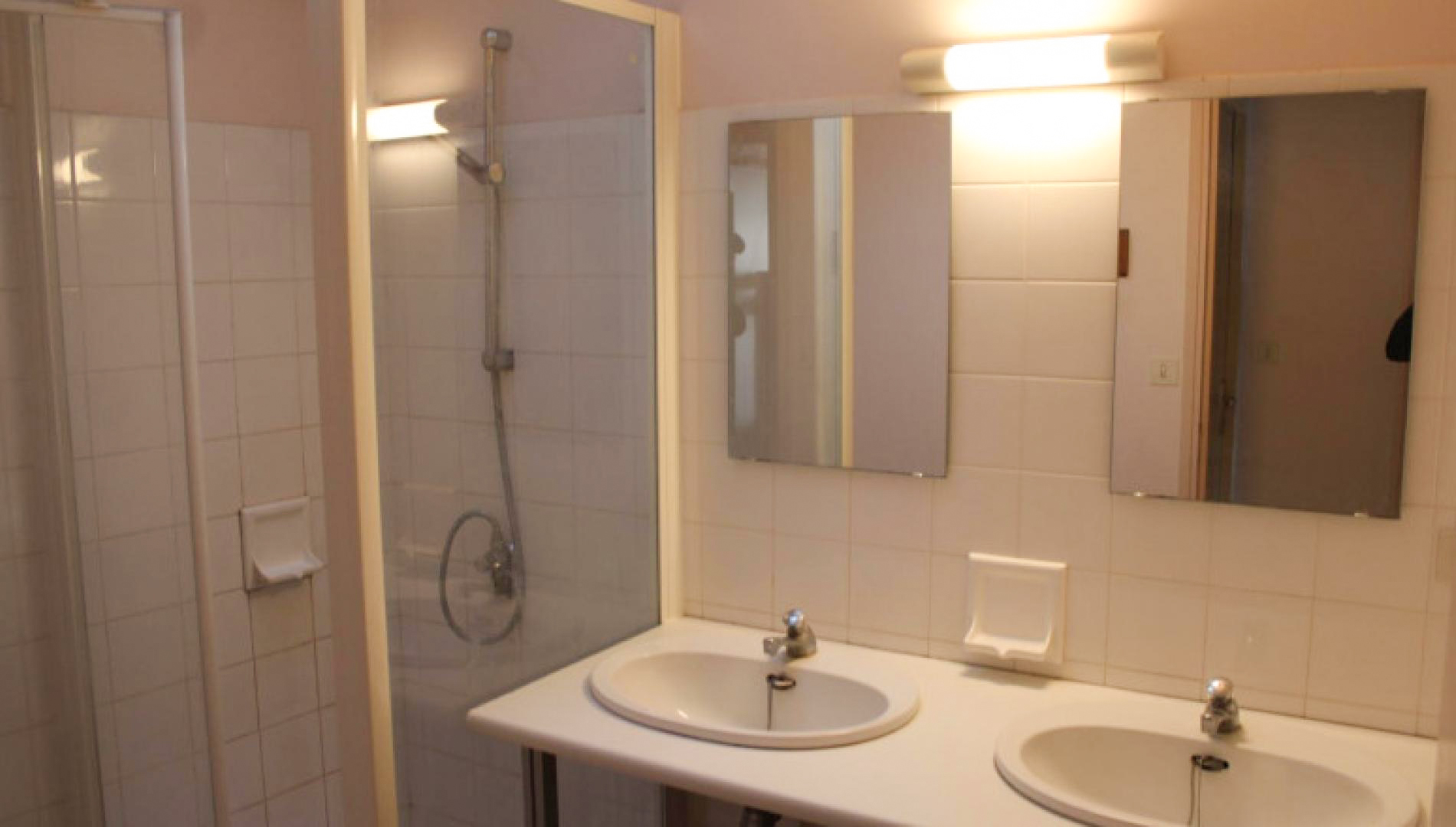 Gîte de groupe Paussac-et-Saint-Vivien - photo 2