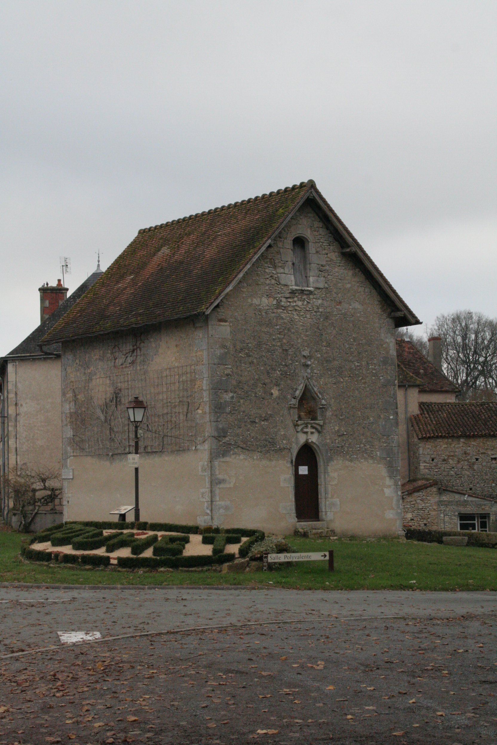 Chapelle Funéraire Sainte-Catherine, Jouhet - photo 5