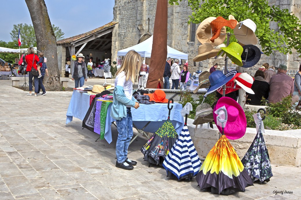 Foire aux chapeaux, Monteton - photo 9