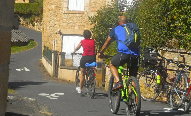 Vélo Route de la vallée du Céou, Castelnaud-la-Chapelle - photo 2
