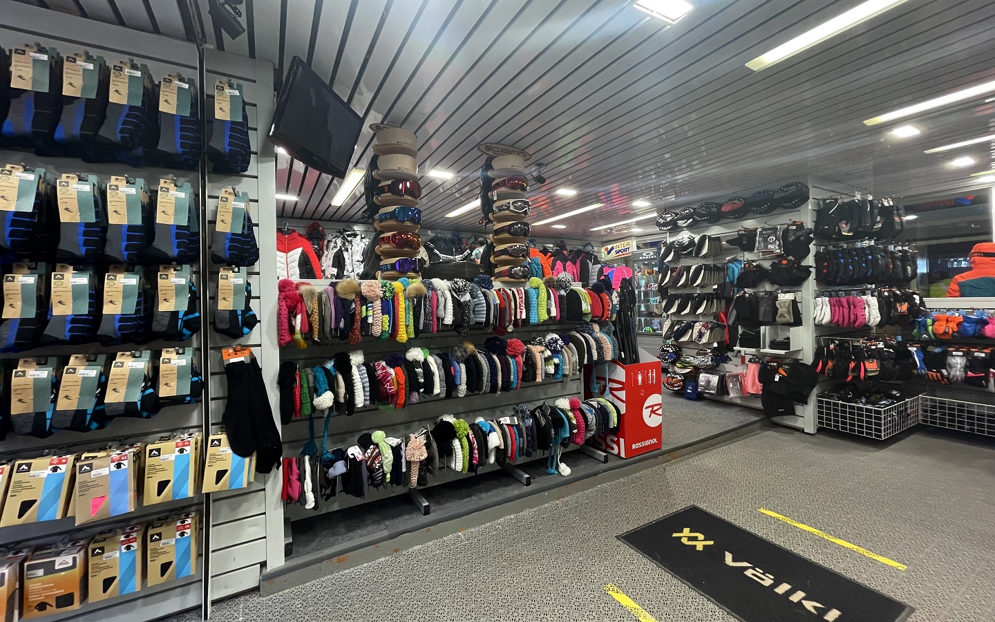 Intersport — photo 3