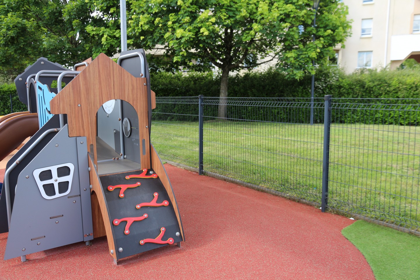 Aire de jeux Musset - photo 2