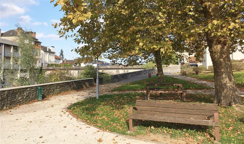 Jardin Cherbero, aire de jeux